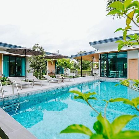 Cheeva Pool Villa Khao Lak Esterno foto
